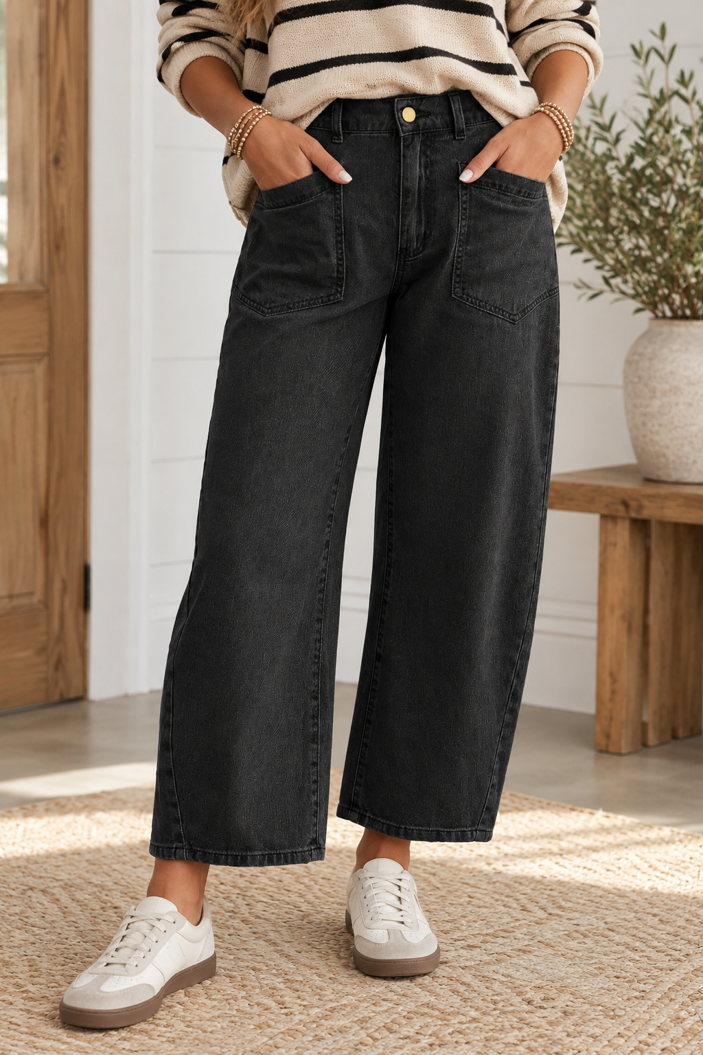 Black Barrel Jeans
